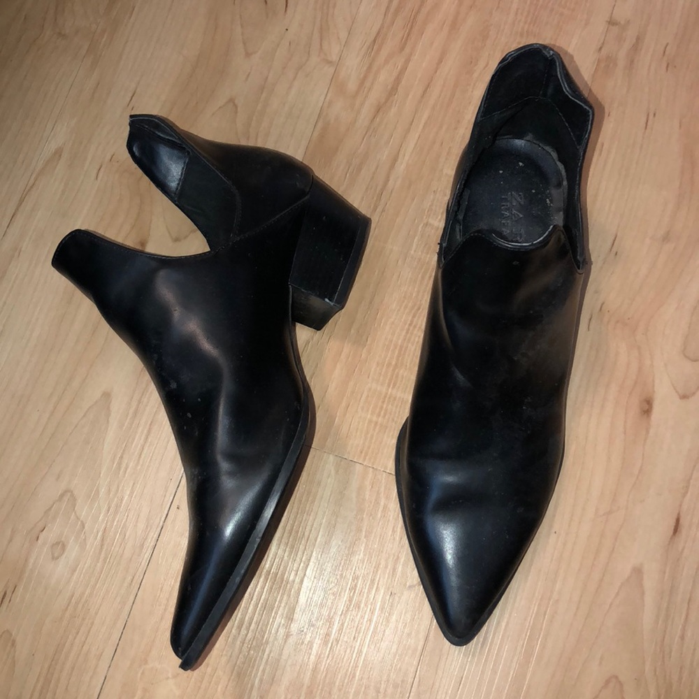 Zara Cut Out Booties Size 8